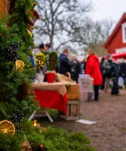 Försäljning vid Jan Karlsgårdens lillajulmarknad.