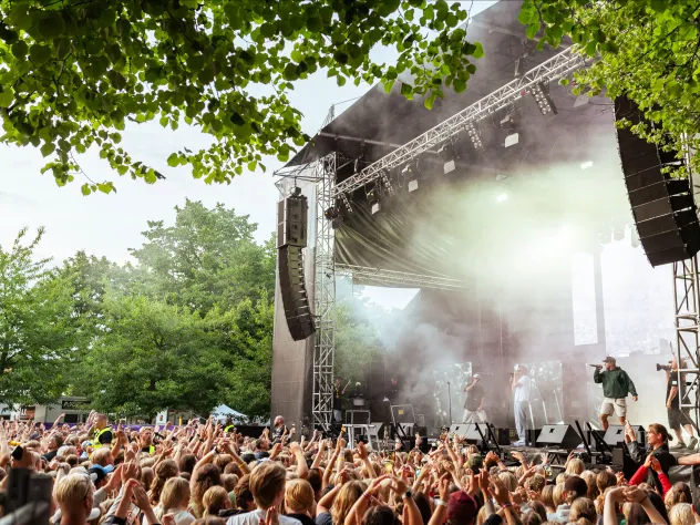 Publikhav under Rockoff Festival i Mariehamn.