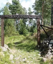 Vägen upp mot Borgboda fornborg.