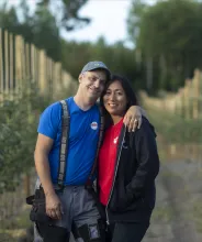 Conny och Grace bjuder på fint värdskap vid Snäckö Frukt.