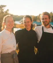 Unga kockar som öppnar pop-up-restaurang i skärgården.