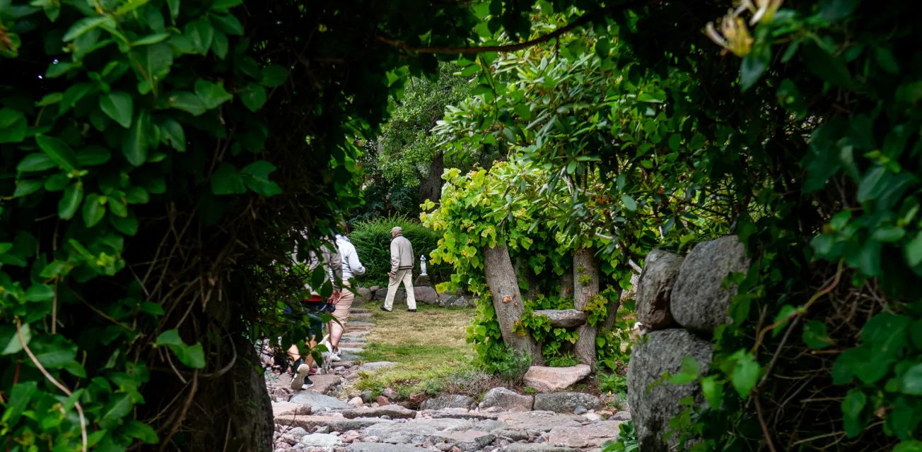 Spännande trädgårdar på Källskär – grevens ö på Kökar.