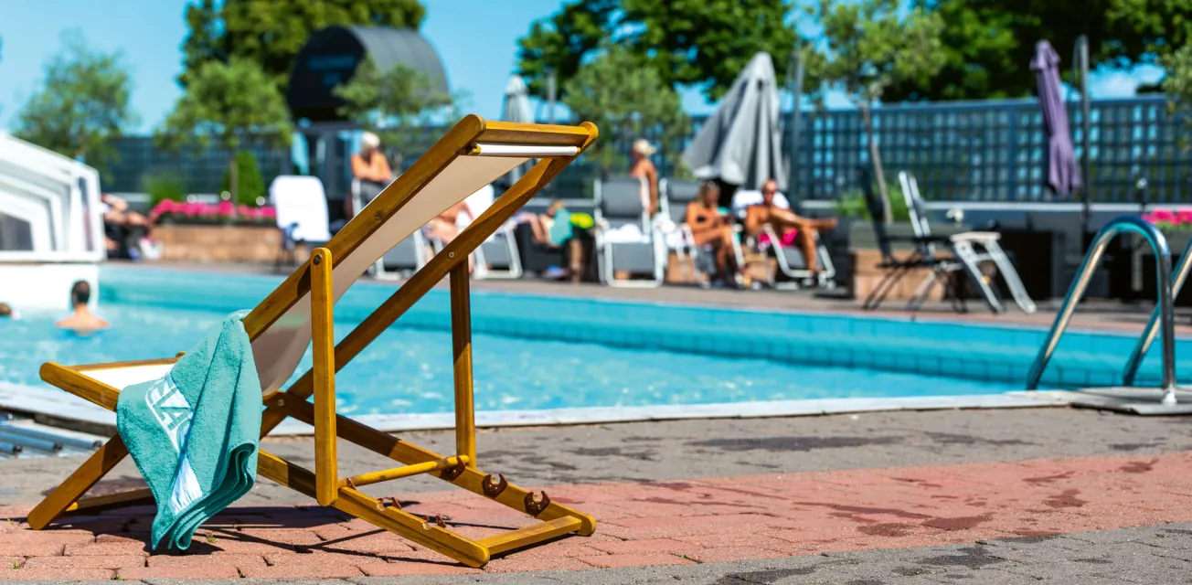 Poolområdet vid Hotell Arkipelag.