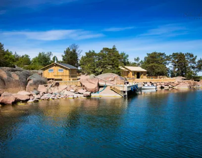 Bastu och Saltarbod på Klobben vid Silverskär Islands på Åland.