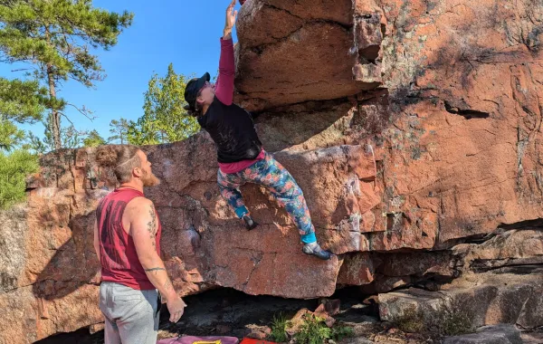 Klättring och bouldering i Geta.