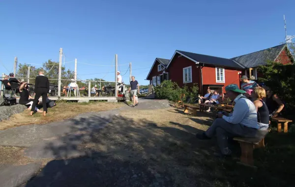 Information vid Sandvik Gästhamn & Camping.